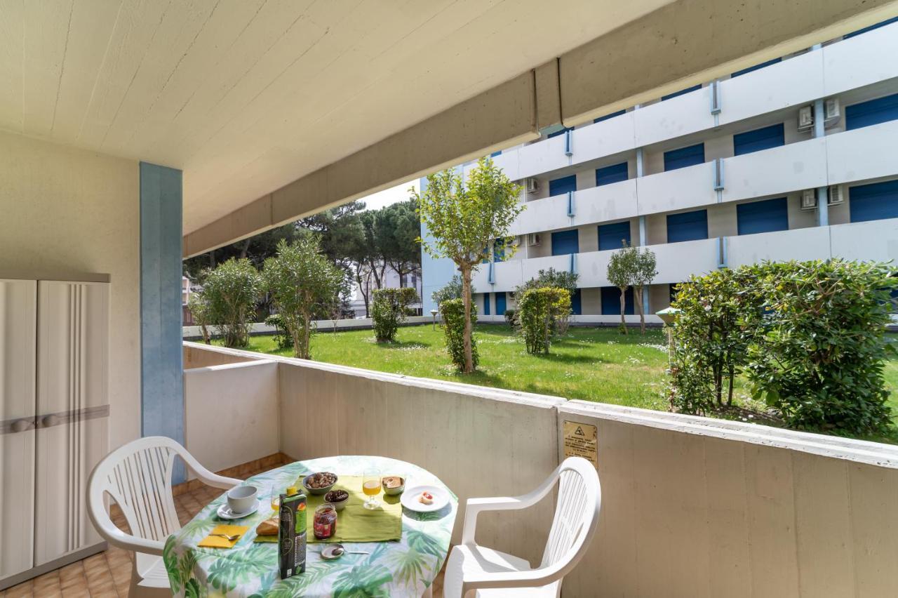 Residenza Acapulco Apartment Bibione Exterior photo